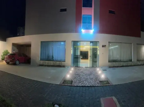 Izzy Hotel