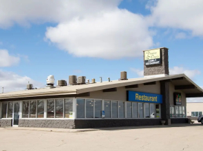 Prairie Oasis Tourist Complex