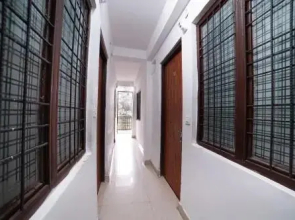 Hotel New Raj Palace by OYO Rooms