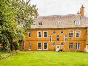 Ecton House