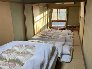 やどや あみ住