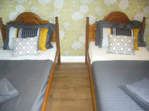 Peat Road Gardens - 3 Bedroom