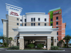 Home2 Suites by Hilton Cape Canaveral Cruise Port, FL