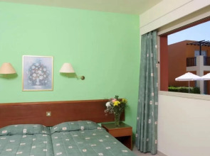 Panas Holiday Village