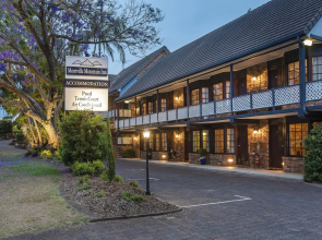Montville Mountain Inn