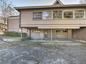 Hot Springs Home: Walk to Oaklawn!