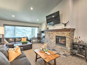 Cozy Condo < 2 Mi to Vail Village & Ski Resort!