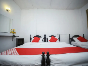 OYO 294 Nilaveli Corridor Hotel