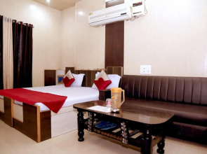 Malik Residency