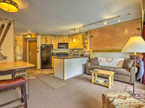 Ski-in/ski-out Studio at Winter Park Base!