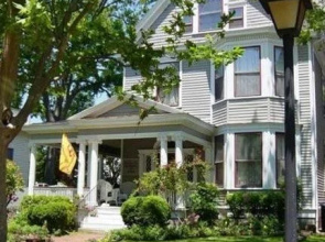 The Glencoe Inn
