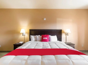 OYO Hotel Valley View TX, I-35