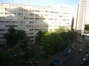 Twin III - One Bedroom - 4 Guests - Cismigiu Gardens