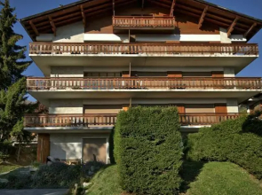 Two-Bedroom Apartments Romaine