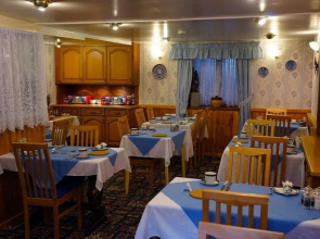 Gwesty Guest House