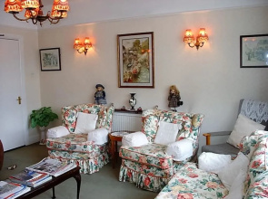 Newton House B&B - Torquay
