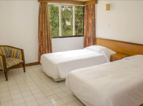 Golf Course Apartments