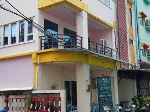 BGW Phuket - Hostel