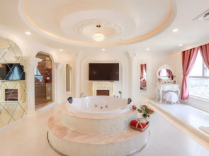 Couple Retreats - Romantic Apartment