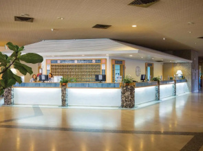 Hotel Baia Di Conte