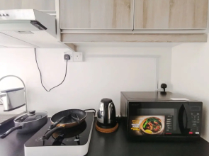 Icon City Service Apartment