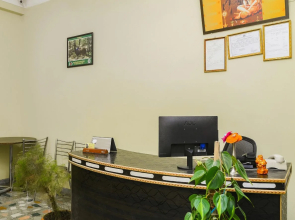 Hotel Mansarovar by OYO