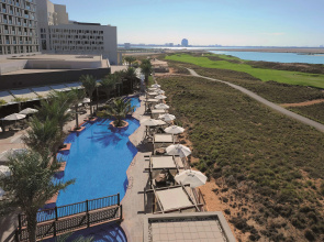 Radisson Blu Hotel, Abu Dhabi Yas Island
