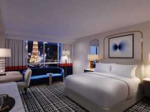 Курорт Paris Las Vegas Resort & Casino