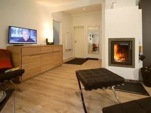 Wamel Modern Retreat