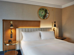 Hilton Frankfurt City Centre