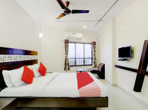 OYO 76741 Hotel Skylawn
