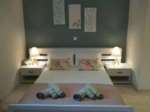 My Home, 2 bedroom house with bbq and garden
