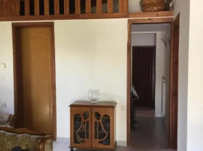 Tota's guest house, 4 min walk to the beach