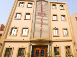 Shanze Hotel And Suites