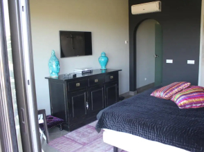 Luxurious Villa in Silves With Swimming Pool