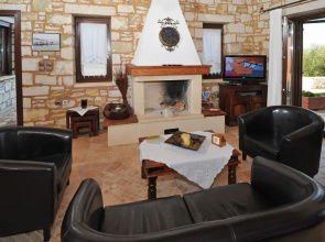 Villa Koutsoypia Stone House
