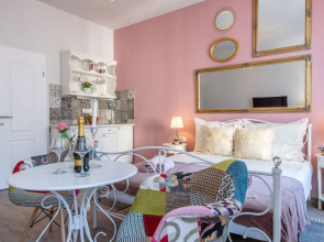 Old City Studios 2 - Adults only