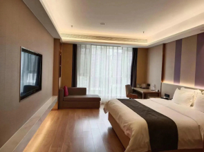 Lavande Hotel (Hohhot East  Station Branch)