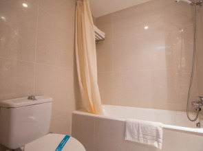 Tsokkos Gardens Hotel & Apartments