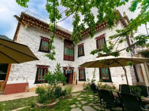 Dezi Qingmai Homestay