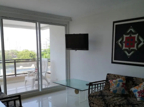 Apartamento con Balcn y Vista a la Baha del Laguito