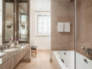 Beverly Wilshire, A Four Seasons Hotel