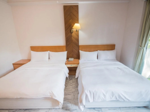 Hu Shan Hot Spring Hotel