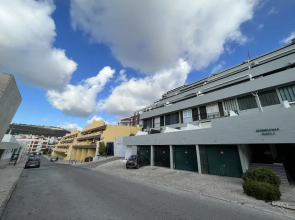 Amazing Sesimbra Duplex by the beach