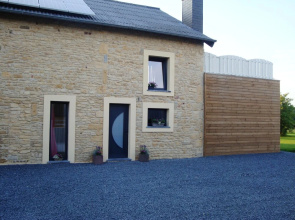House With 3 Bedrooms in Florenville, With Enclosed Garden and Wifi
