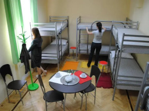 Домино Хостел