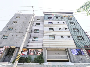 Gyeongsan Piano