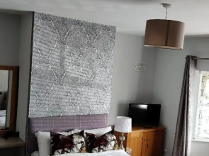 Foxhollow House Suite