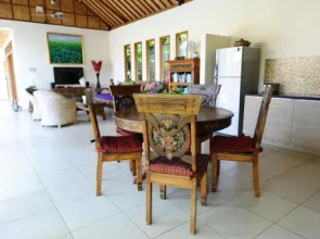 Villa Mimpi