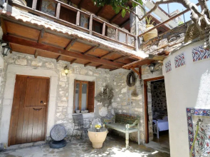 Elounda Traditional Art Suites